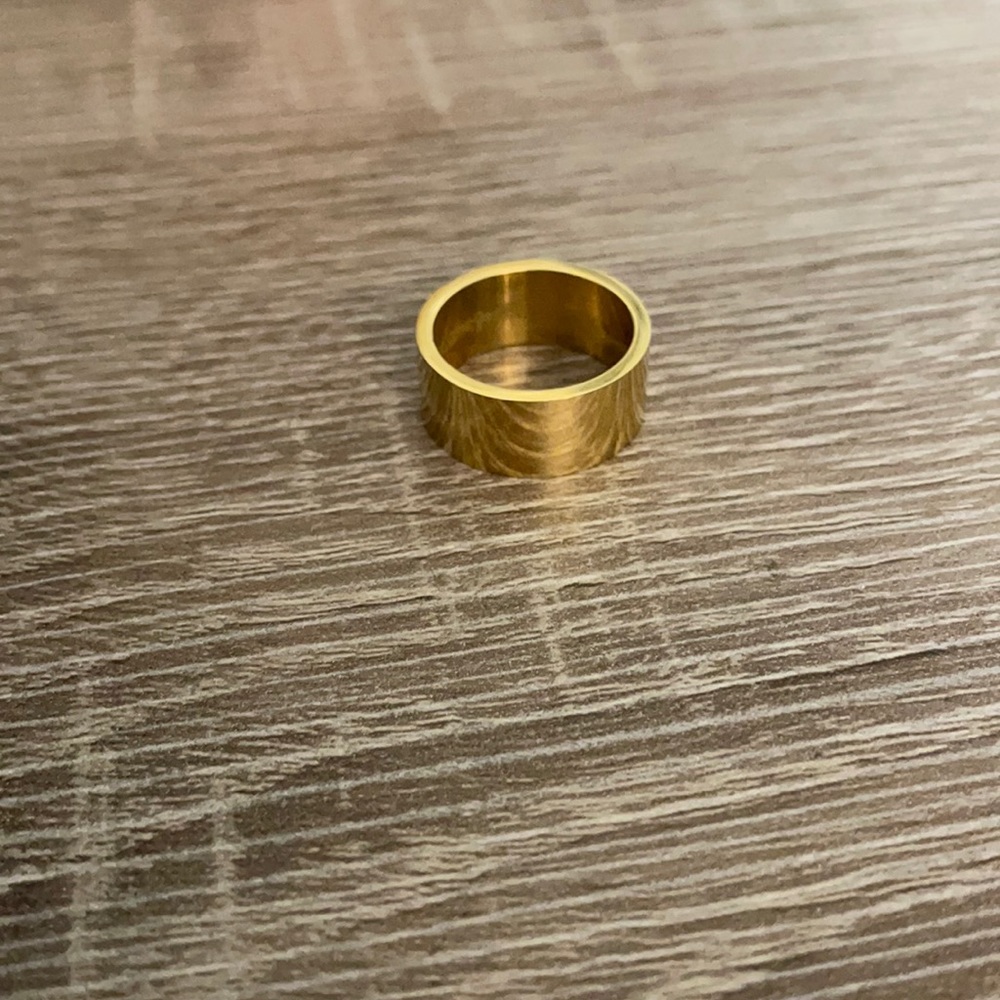 Electric Picks Ace Ring